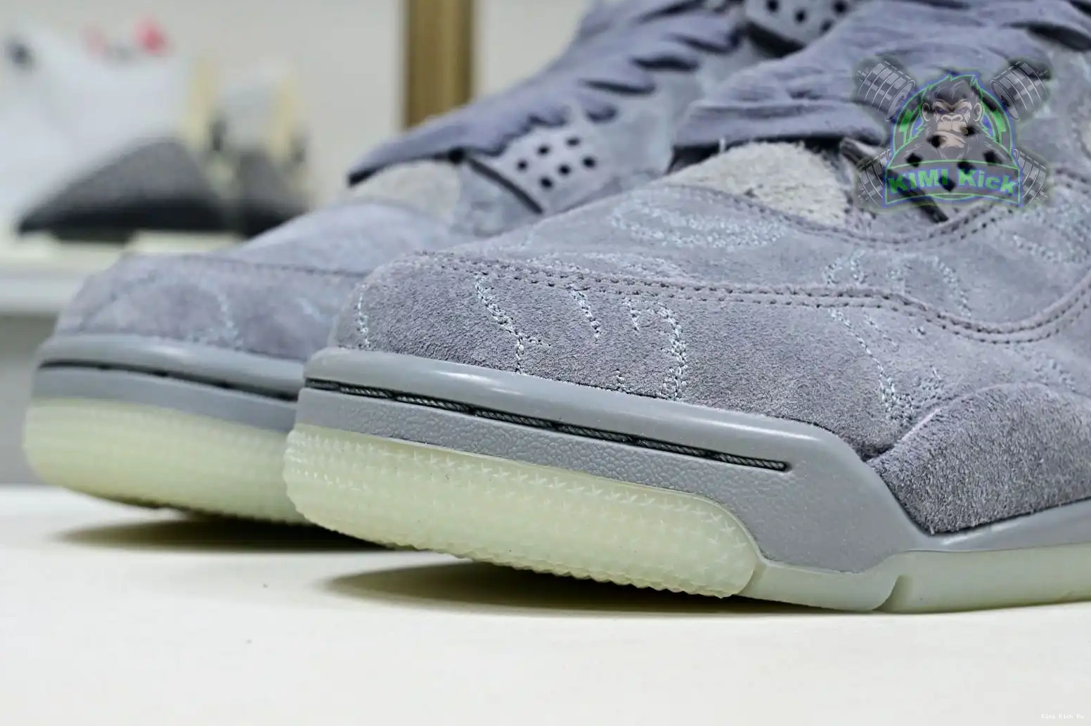 Kimikick Air retro kaws 4 Jordan Jordan 0818